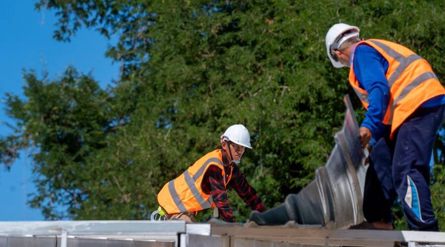 Professional new roof installation services in Kilbourne, OH